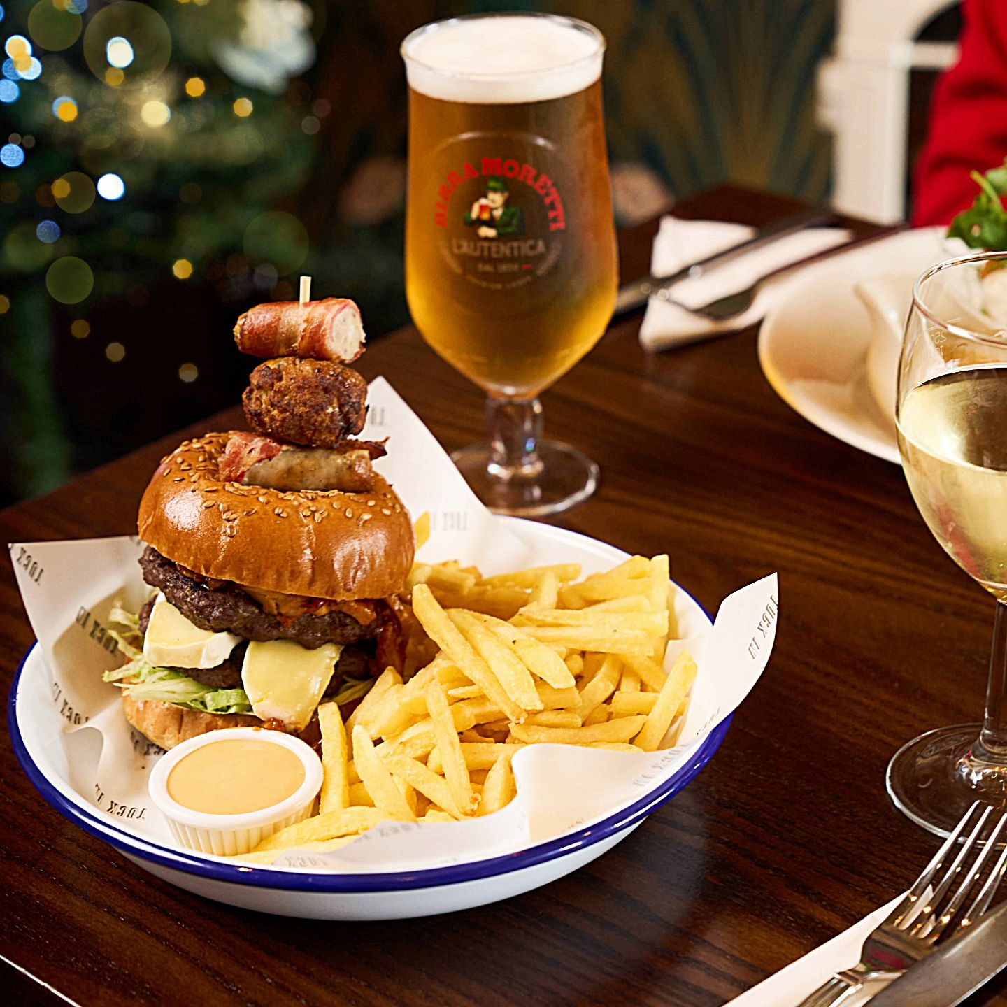 Festive Lunch & Dinner at The Brierley Hop House in Brierley Hill